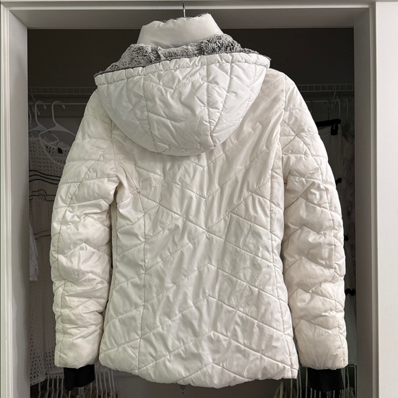 NAUTICA Pre-Loved Women's White Water Resistant Hooded Puffer Jacket SMALL - Picture 8 of 8